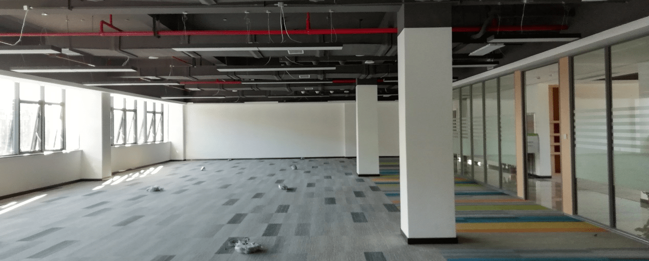 公司領導集體參觀考察 萌恒鎮?？偛看髽枪こ虡影彘g