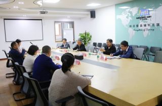 寧波市保稅區管委會陸志孟主任一行蒞臨萌恒走訪調研