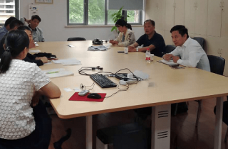 保護(hù)原創(chuàng)，尊重版權(quán)市版權(quán)協(xié)會(huì)秘書長(zhǎng)一行到訪花邊事業(yè)部